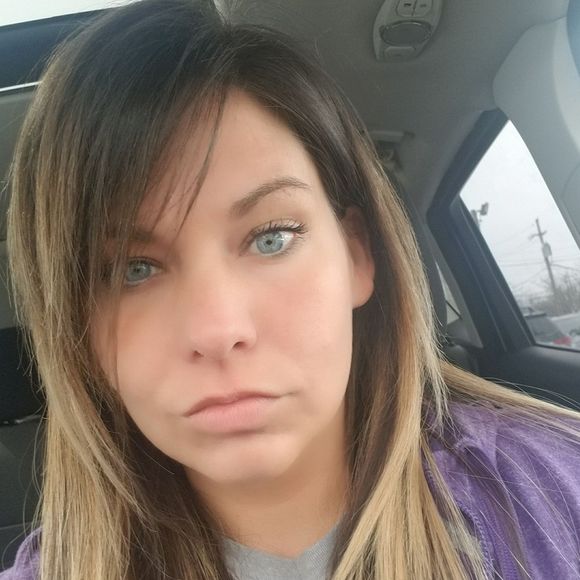 Meet your Posher, Erica - Picture 1 of 1